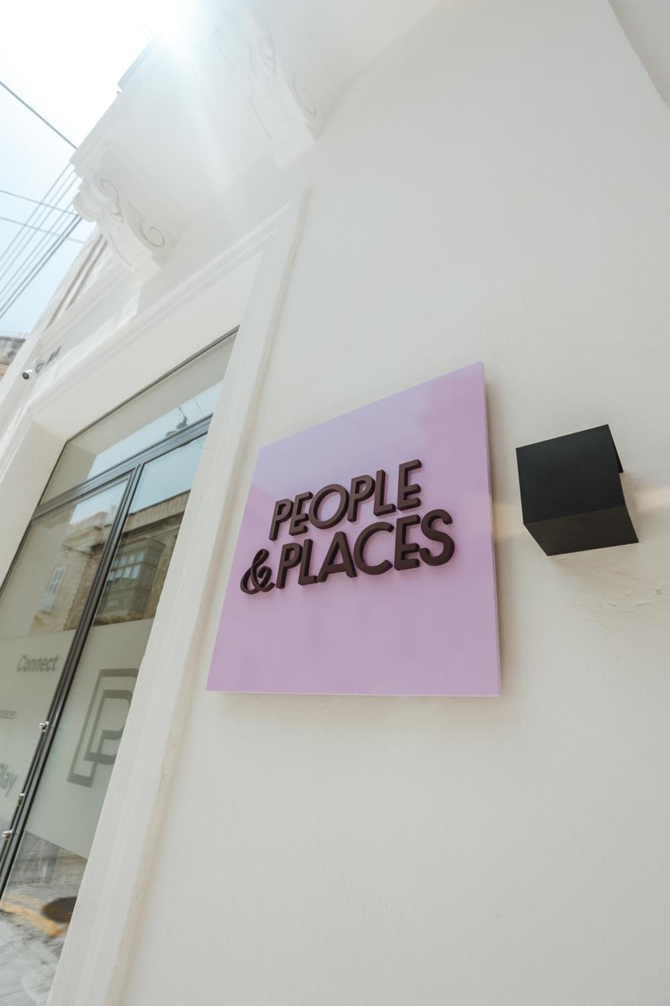 People & Places Sliema Exteriér fotografie